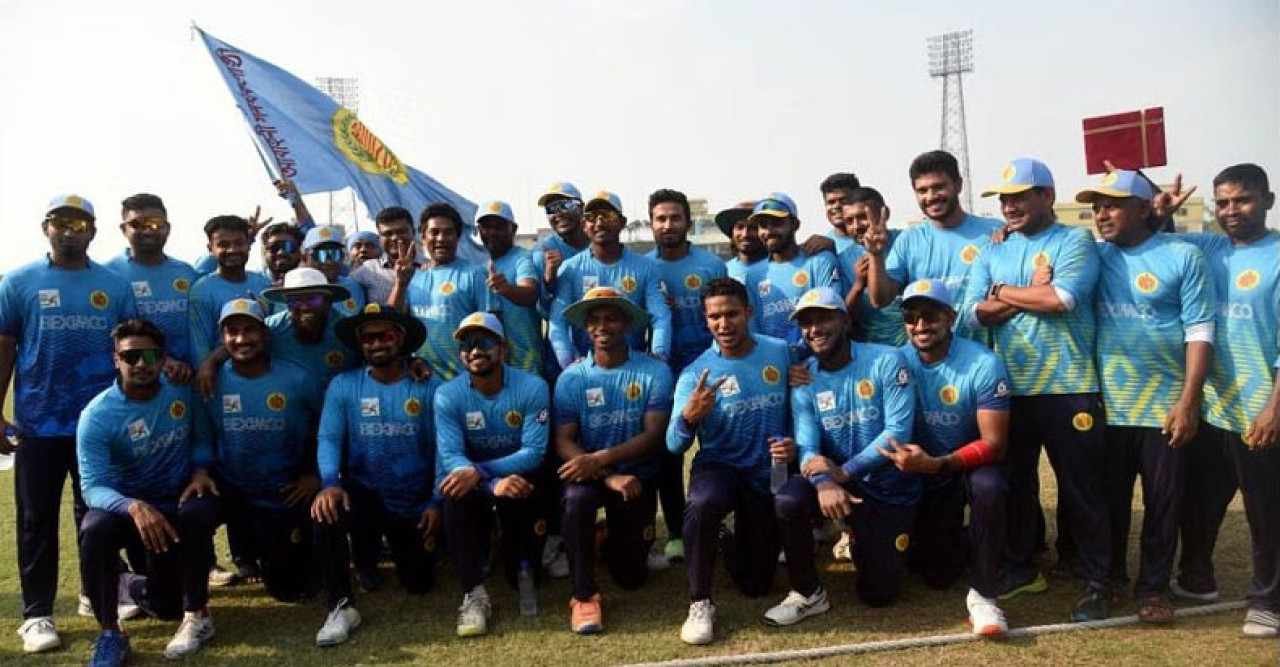 শেখ জামালকে হারিয়ে প্রিমিয়ার ক্রিকেট লিগ চ্যাম্পিয়ন আবাহনী 
