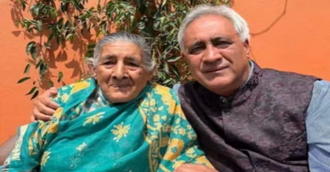 ঘরে গ্যাস সিলিন্ডার বিস্ফোরণে মৃত্যু মায়ের, আশঙ্কাজনক নেপালের সাংসদ, উড়িয়ে আনা হল মুম্বইয়ে