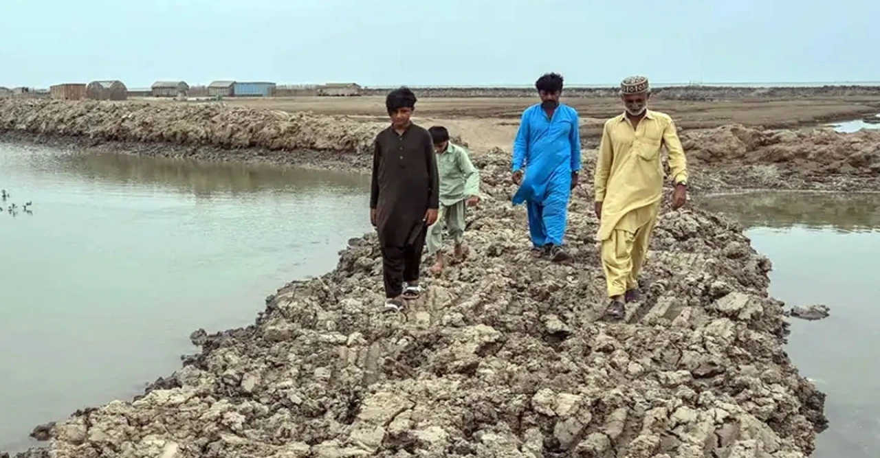 রক্ত নাকি জল? ভারত-পাকিস্তান আবারও সংঘাতে! সিন্ধু চুক্তি নিয়ে তুঙ্গে উত্তেজনা
