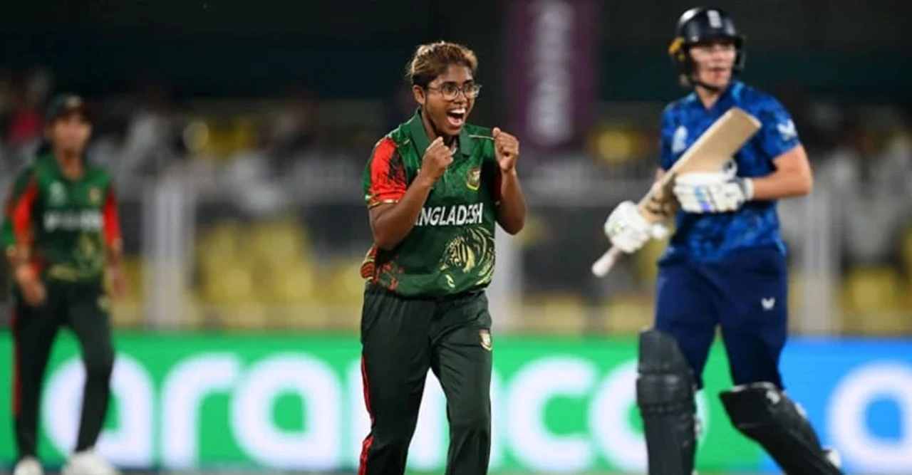 নারী বিশ্বকাপে বাগে পেলেও বাংলাদেশ হেরে গেলো, হেথার নাইটের ৭৯ রানে ইংল্যান্ডের জয়