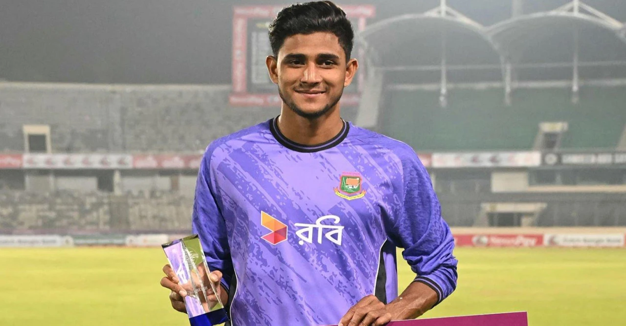 উইকেট নিয়েও বিনয়ী নাহিদ! ম্যাচসেরা পারফরম্যান্সের পর বললেন—‘আমি কোনো ব্র্যান্ড নই’