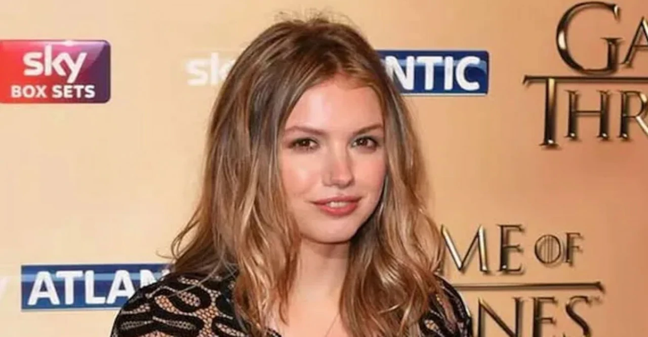 'Game of Thrones' Star Hannah Murray Reveals How a Wellness Cult Led to a Psychotic Break and 28-Day Hospitalization