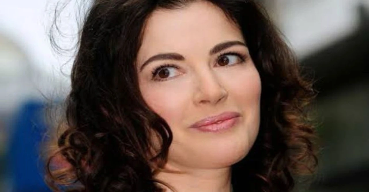 Nigella Lawson Reveals the Simple Secret Behind Her Youthful Skin—And It’s Not Botox