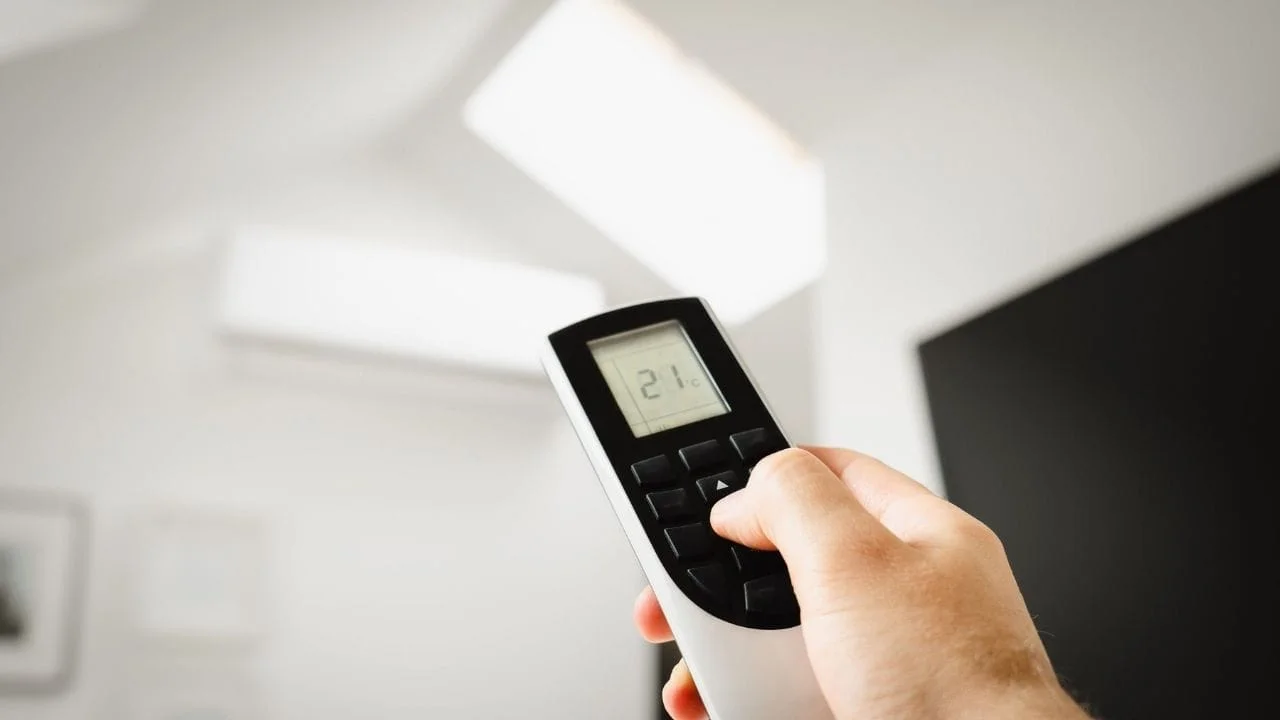 Running AC during monsoons? If you do this one mistake, the electricity bill will skyrocket