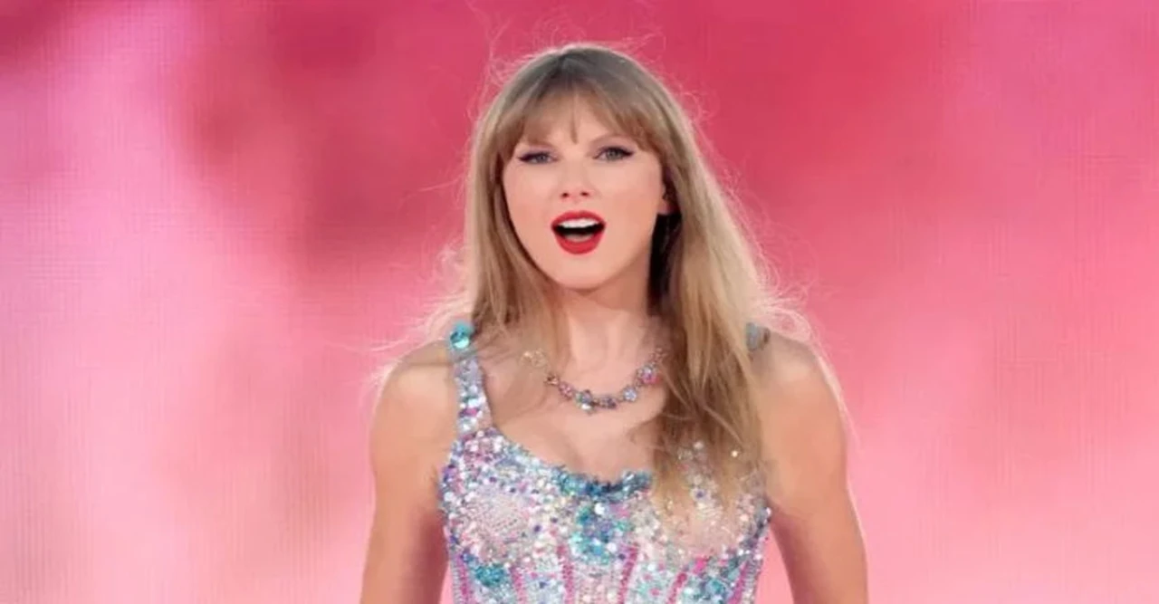 Taylor Swift Touches Down in NYC for Star-Studded Wedding Weekend with Travis Kelce