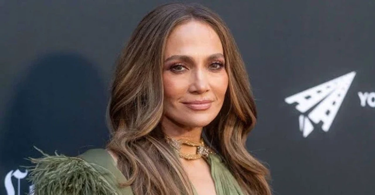 Jennifer Lopez Shares Empowering Message on Breakups as Catalyst for Growth