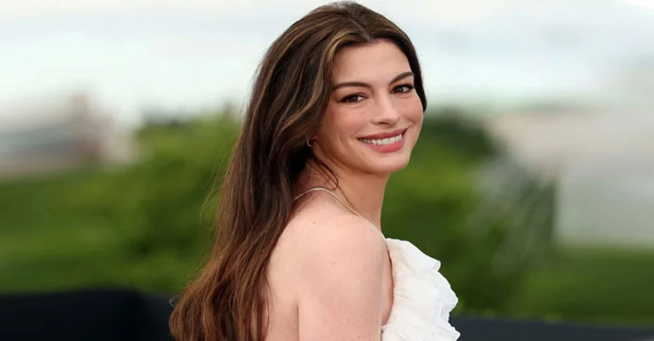 Anne Hathaway Stuns at 'The Odyssey' Photocall While Glowing During Third Pregnancy