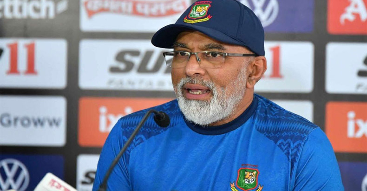 পেসার শরিফুলকে প্রসংশায় ভাসালেন হেড কোচ হাথুরুসিংহে