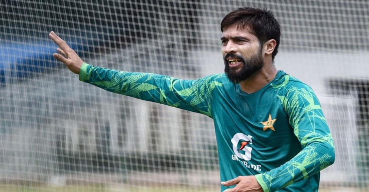 ভিসা জটিলতায় দলের সঙ্গে আয়ারল্যান্ড যেতে পারেননি মোহাম্মদ আমির