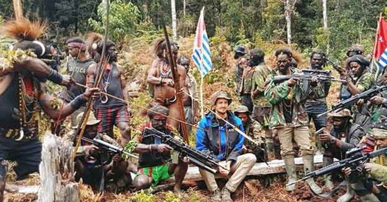 ইন্দোনেশিয়ায় বিদ্রোহীদের হাতে ৬ সেনা নিহত, নিখোঁজ ৩০