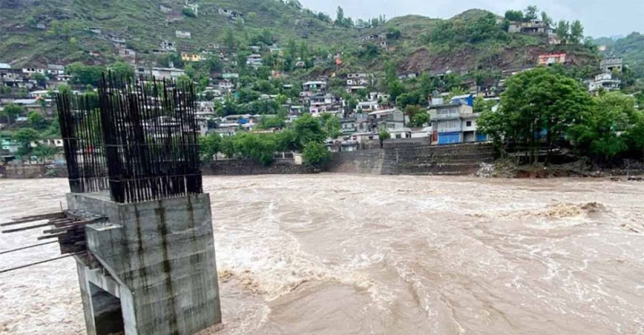 পাকিস্তানে এপ্রিলে ঝড়-বৃষ্টিতে ১৪৩ জনের প্রাণহানি