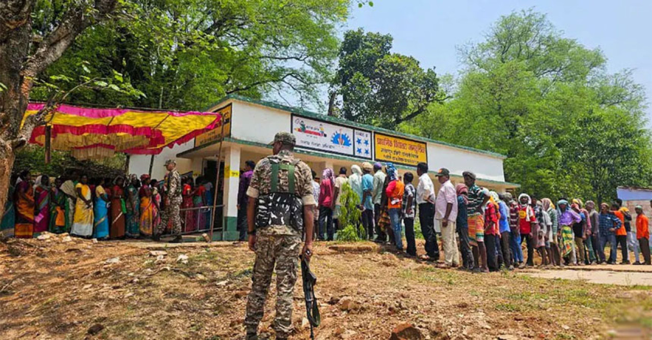 ভারতে লোকসভা নির্বাচনের ৫ম দফায় চলছে ভোটগ্রহণ