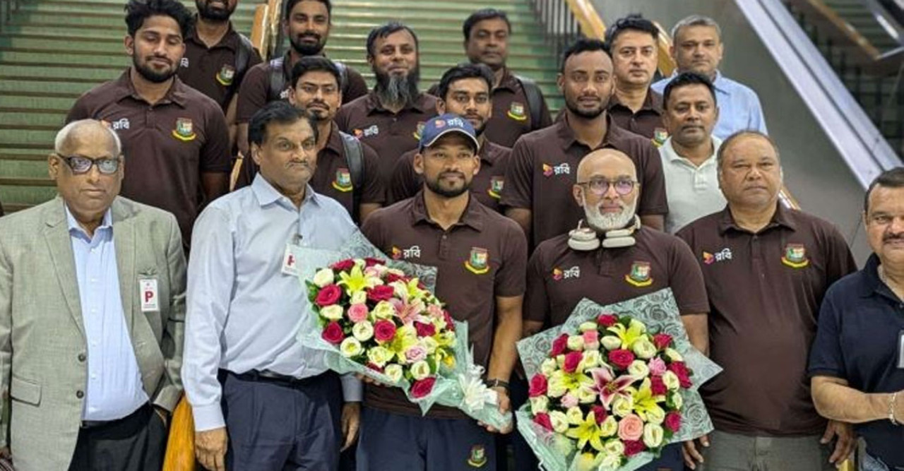 পাকিস্তানের বিরুদ্ধে ইতিহাস গড়া সিরিজ জয় করে দেশে ফিরলো বাংলাদেশ দল