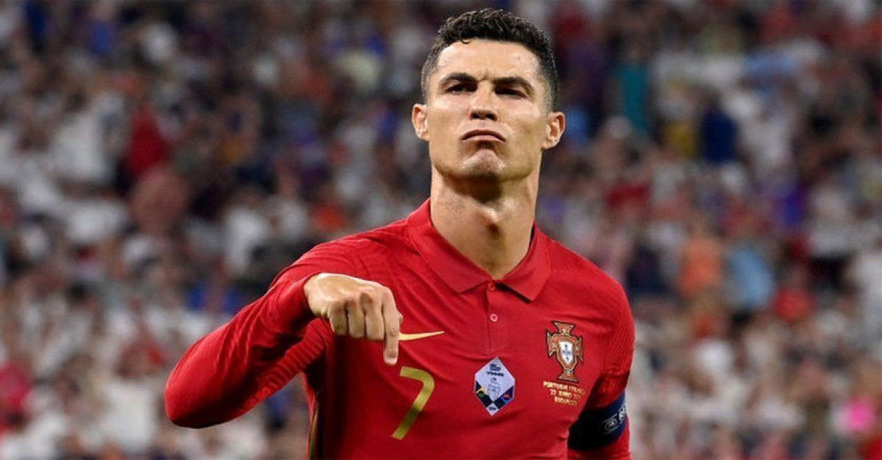 অবসর নিচ্ছেন না রোনালদো
