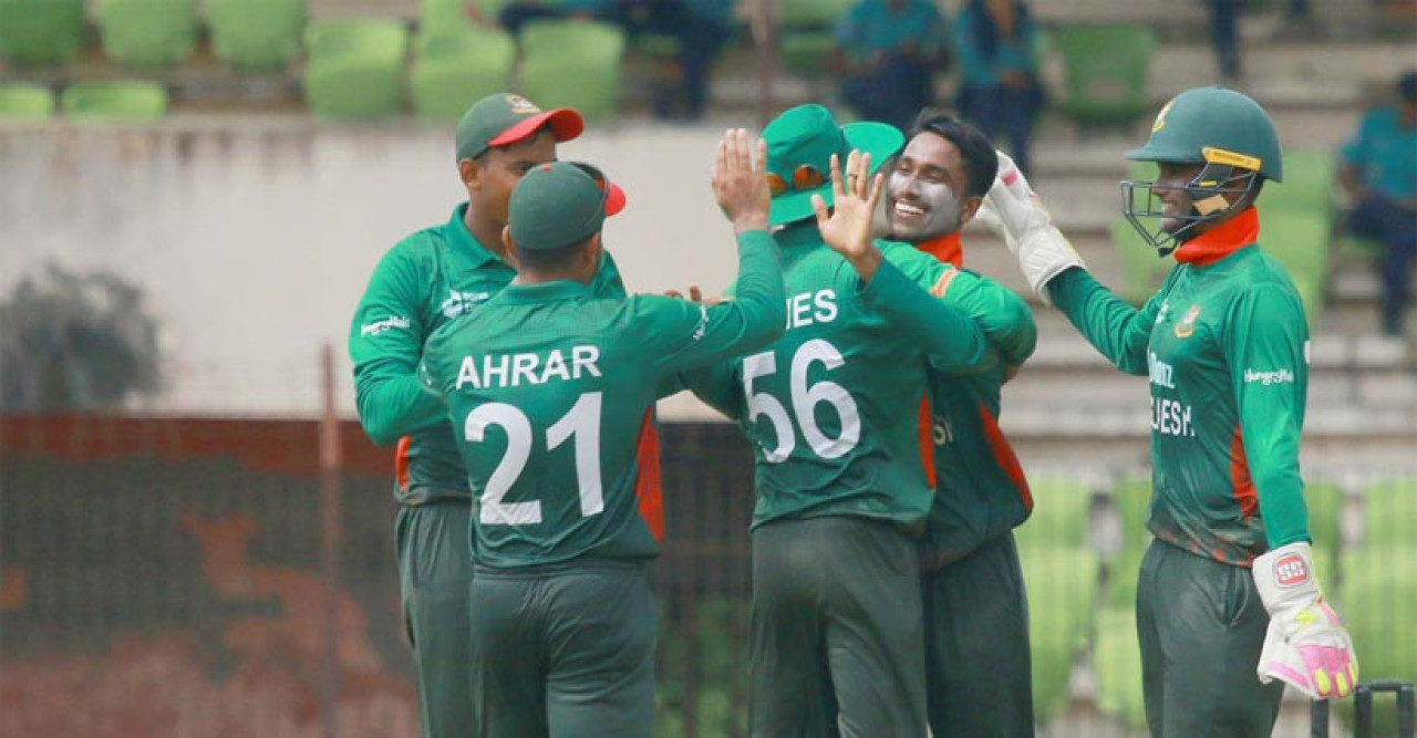 শক্তিশালী দক্ষিণ আফ্রিকাকে হারিয়ে ওয়ানডে সিরিজ টাইগার যুবাদের