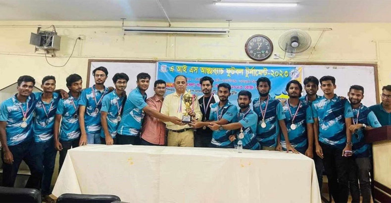 জবির হিসাববিজ্ঞান ও তথ্য ব্যবস্থাপনা বিভাগে আন্ত:ব্যাচ ফুটবল টুর্নামেন্ট অনুষ্ঠিত
