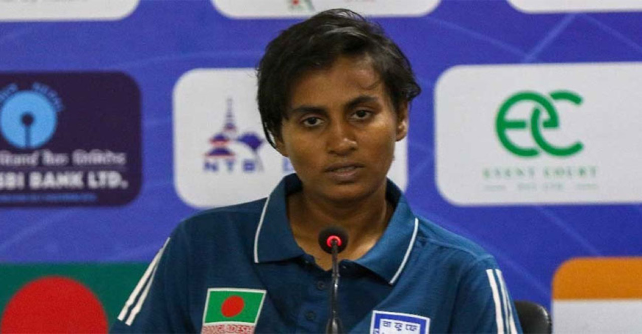 সাংবাদিকদের সমালোচনার কড়া জবাব দিলেন সাবিনা খাতুন