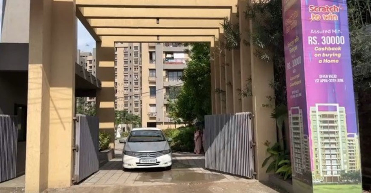 বাংলাদেশে অর্থ আত্মসাতের অভিযোগে পি কে হালদারের ১২ কোটি টাকার সম্পত্তি
