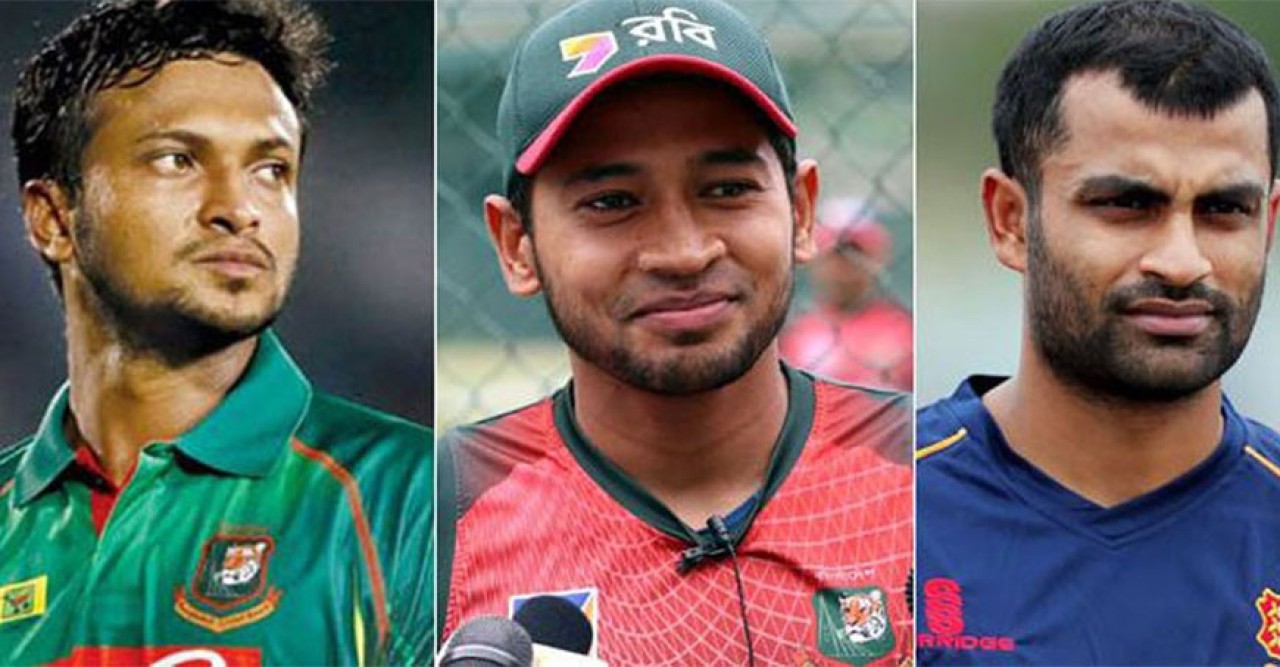 নতুন চুক্তিতে মুশফিককে ছড়িয়ে সাকিব-তামিম
