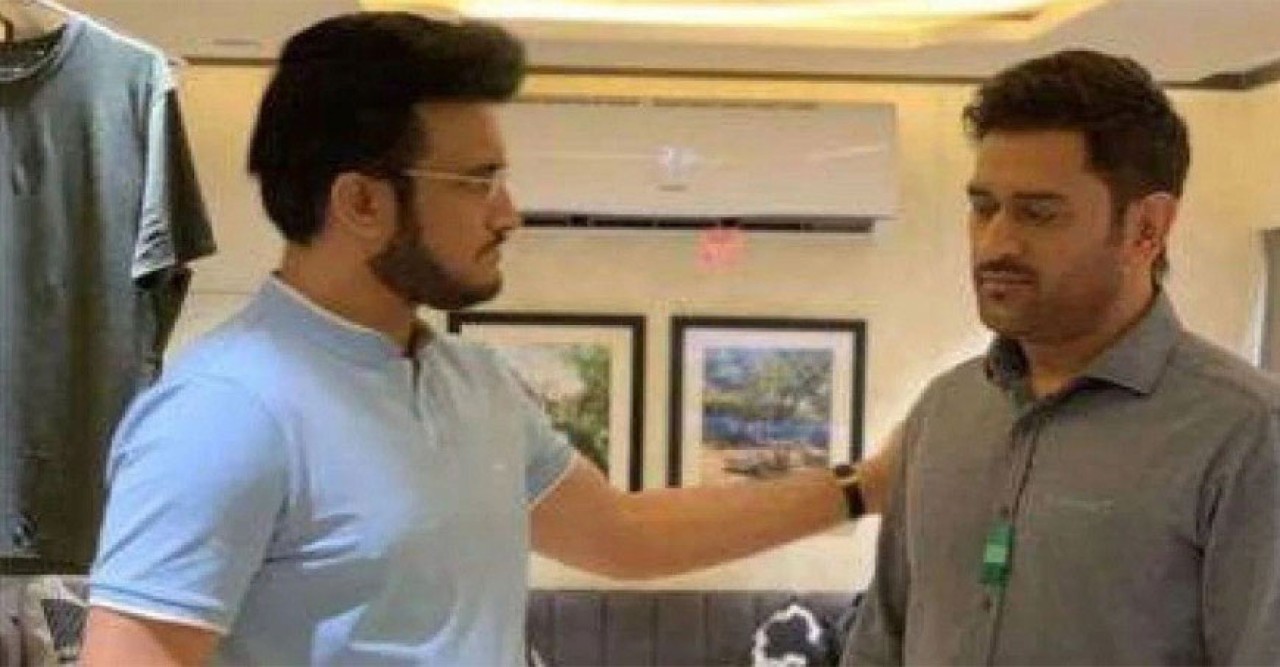 হোটেলে ক্রিকেটের রাজপুত্রের সঙ্গে মহারাজের সাক্ষাত