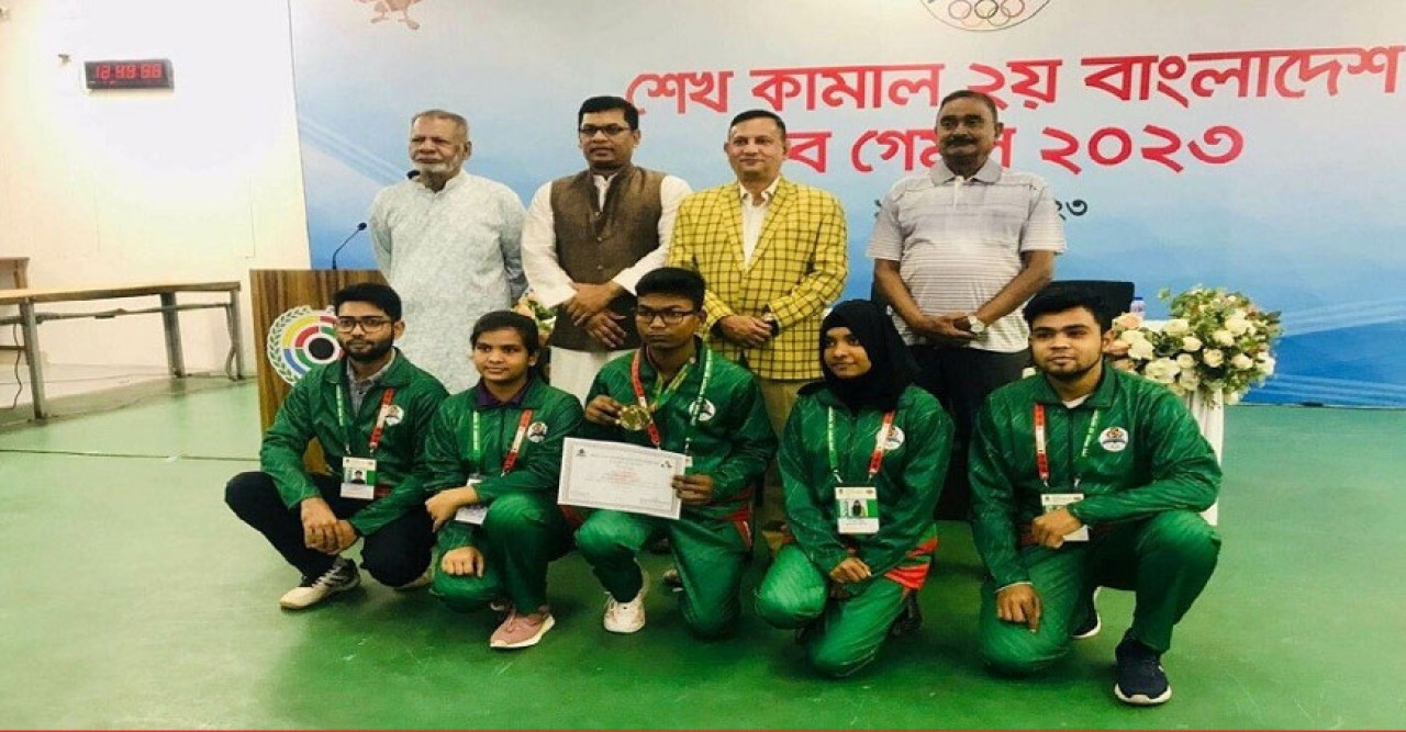 শুটিংয়ে চ্যাম্পিয়ন ঢাকা, রানার আপ রংপুর বিভাগ: স্বর্ণ পদক জয়ী সোবহান