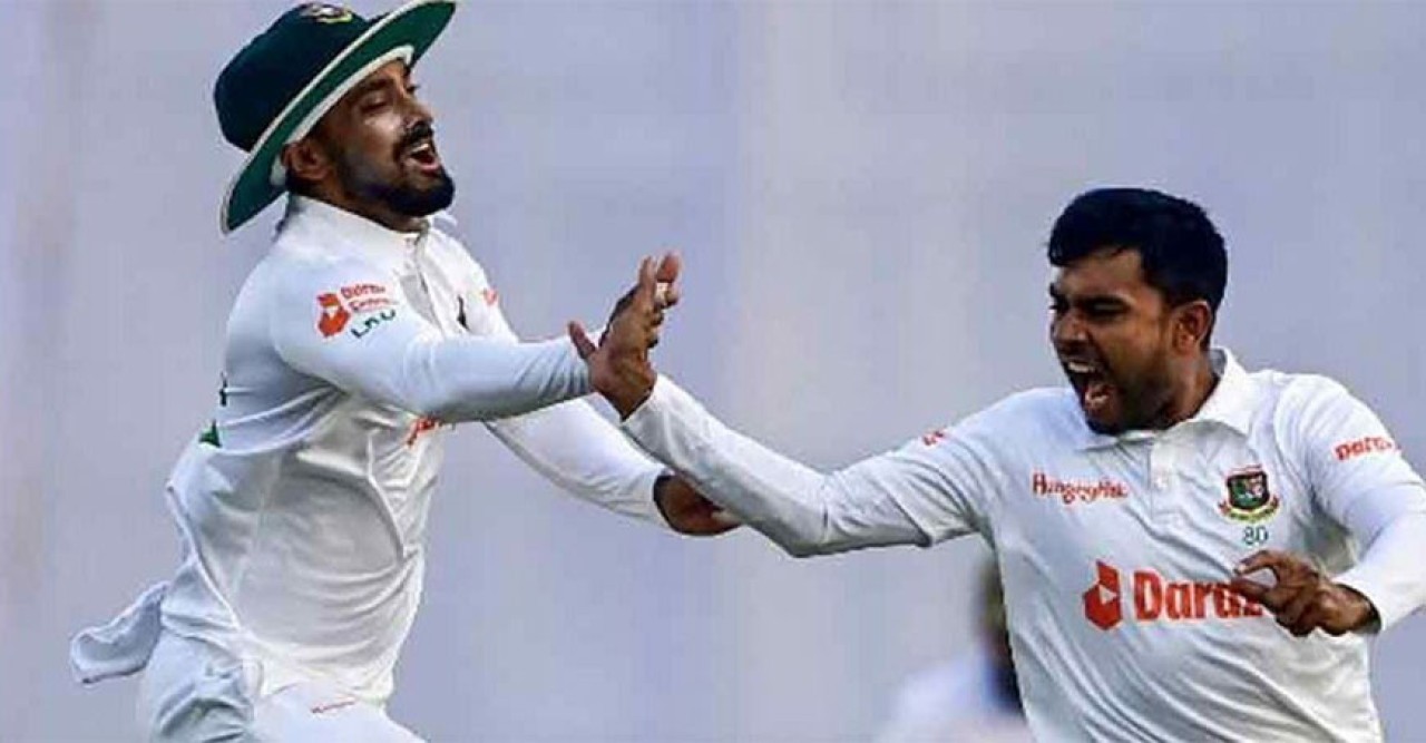  মিরপুর টেস্টে মেহেদী-সাকিবের ঘূর্ণিতে ঘোর বিপদে ভারত