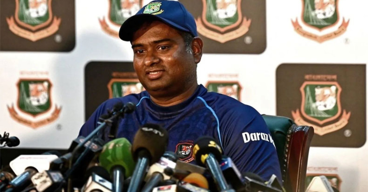 বাংলাদেশের ব্যাটিং ব্যর্থতা নিয়ে মুখ খুললেন শ্রীধরন শ্রীরাম