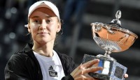 ইতালিয়ান ওপেনের শিরোপা জিতলেন রাইবাকিনা 