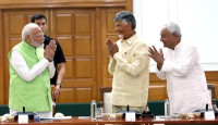 নিরঙ্কুশ সংখ্যাগরিষ্ঠতা না পাওয়ায় নীতিশ কুমার ও চন্দ্রবাবু নাইডুর শর্তের বেড়াজালে বিজেপি  