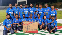 সিলেট স্টেডিয়ামের মাঠকর্মীদের টিভি উপহার দিলো ওয়ালটন