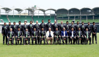 বিশ্বকাপ যাত্রার আগে বাংলাদেশ দলের ফটোসেশন
