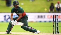 শুরুতেই আউট অধিনায়ক শান্ত