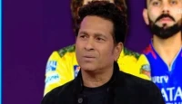 হাসির ঝড় তুললেন হাসি! সচিনের চেয়ে ৫০০০ রান বেশি করতাম, দাবি সিএসকে কোচের!