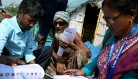 বাংলাদেশি না রোহিঙ্গা?” কলকাতায় ইউটিউবারদের হানাহানি, ক্ষুব্ধ সাধারণ মানুষ পাল্টা প্রশ্ন ছুড়লেন