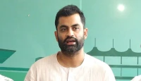 বিপিএল শুরুর আগেই বড় ধাক্কা: কেন শেষ মুহূর্তে নিজের নাম সরিয়ে নিলেন তামিম ইকবাল?