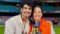 বিশ্বকাপ জয়ের আনন্দ কাটতে না কাটতেই বিয়ের পথে স্মৃতি মান্দানা