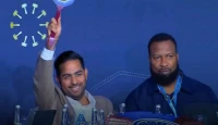 আকাশ আম্বানি’ স্ট্র্যাটেজি ও মেয়ের হাসি: IPL 2026 নীলমে ক্যামেরন গ্রিন-এর বিডিং ভাইরাল