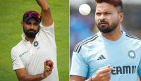 সামি-মুকেশ কেন্দ্রীয় চুক্তি হারাচ্ছেন! বিসিসিআইয়ের তালিকা থেকে বাদ পড়ার মুখে দুই বাঙালি পেসার