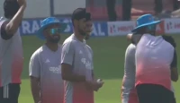 টানা ২০টি টস হারার পর কে এল রাহুলের ভাগ্য বদল! হার্ষিত রানার বাঁধভাঙা উল্লাস দেখে হেসে খুন গোটা দল!
