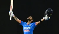 আবারও রাজা বিরাট! রোহিতকে টপকে ওয়ানডে ব্যাটিংয়ে নম্বর ১, র্যাঙ্কিংয়ে রোমাঞ্চ