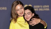 Anne Hathaway's Third Pregnancy Confirmed: Gigi Hadid and Hollywood Celebrate as Actress Debuts Baby Bump