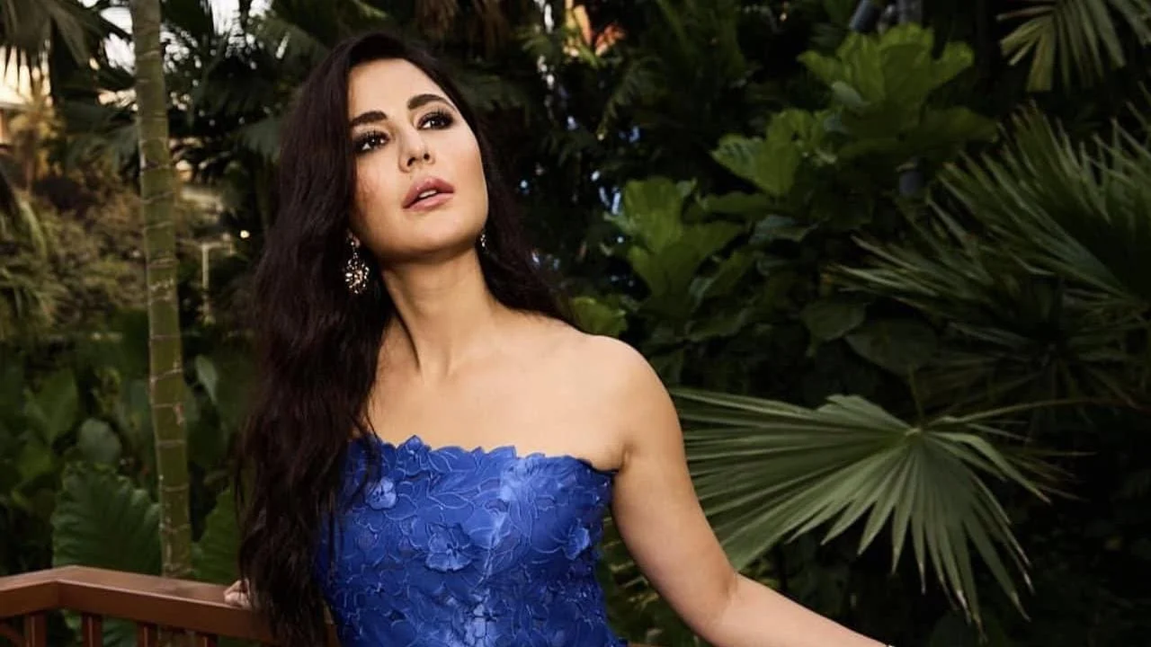 Katrina Kaif Didn't Know How to Sit Properly on Camera, Reveals Her First Director