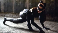 Anne Hathaway's Hilarious 'Dark Knight Rises' Audition Mix-Up: She Thought She Was Harley Quinn
