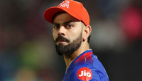 ক্রিকেট ছেড়ে আড়ালে চলে যাবেন বিরাট কোহলি