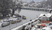 কাশ্মীরে শুরু হল ‘চিল্লাই কালান’, ঠান্ডায় কাঁপছে ভূস্বর্গ