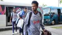 বিশ্বকাপ শেষে দেশে পৌঁছেছে ক্রিকেটাররা