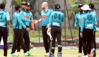 স্বল্প পুঁজিতে লিনটট-সাকিব ম্যাজিকে নাটকীয় জয় মোহামেডানের