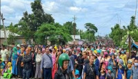 ভারতের মণিপুরে কারফিউ উপেক্ষা করে বিক্ষোভ