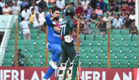 আফগান ঘূর্ণিতে আসা-যাওয়ার মিছিলে বাংলাদেশ