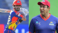 পিএসএলও বাবরকে অধিনায়কত্ব না করার পরামর্শ দিলেন ওয়াসিম আকরাম